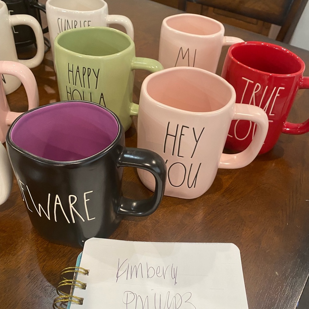 6 rae dunn mugs